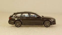 Audi A6 Avant 2018 brown metallic, 870018111, Minichamps 1:87