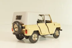 Уаз-469 А34,бежевый,Тантал/Радон 1:43