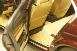 BMW 730i (E32) 1986 red, 100023007, Minichamps 1:18