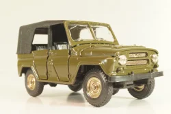 Уаз-469 А34, хаки, Тантал/Радон 1:43
