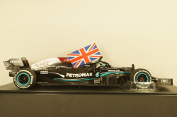 Mercedes AMG Petronas Formula1 Team W12E Performance L. Hamilton Winner British GP 2021, Minichamps 1:18