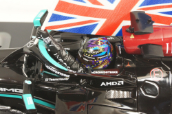 Mercedes AMG Petronas Formula1 Team W12E Performance L. Hamilton Winner British GP 2021, Minichamps 1:18