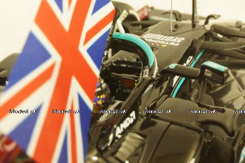 Mercedes AMG Petronas Formula1 Team W12E Performance L. Hamilton Winner British GP 2021, Minichamps 1:18