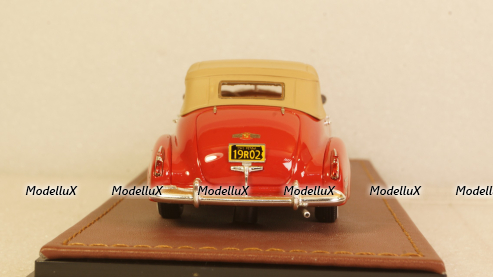 Cadillac Series 62 Sedan Convertible Red Closed top 1941, GLM119202, GLM Models 1:43