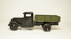 Газ АА , 1:43