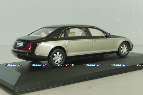 Maybach 62 (V240) 2003, silver/black, MBOMS069, Altaya, Mercedes-Benz Offizielle Modell Sammlung #69, 1:43