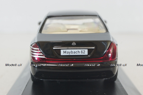 Maybach 62 (V240) 2003, silver/black, MBOMS069, Altaya, Mercedes-Benz Offizielle Modell Sammlung #69, 1:43