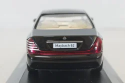 Maybach 62 (V240) 2003, silver/black, MBOMS069, Altaya, Mercedes-Benz Offizielle Modell Sammlung #69, 1:43