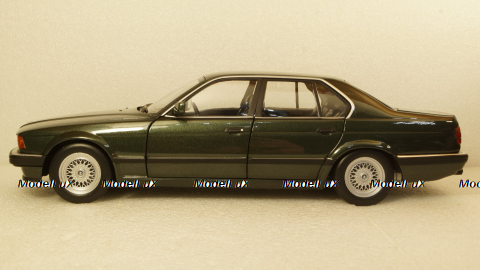 BMW 730I (E32) 1986 Green Metallic, 100023004, Minichamps 1:18