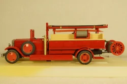 Зис-11 Автодоровец, Ломо 1:43
