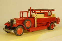 Зис-11 Автодоровец, Ломо 1:43