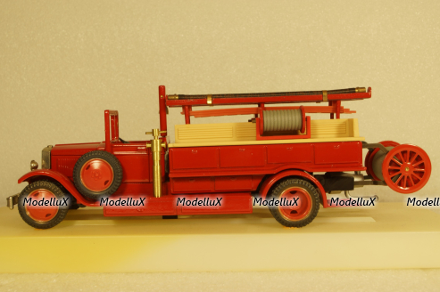 Зис-11 Автодоровец, Ломо 1:43