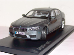 BMW M5 (F10) 2011 1:18
