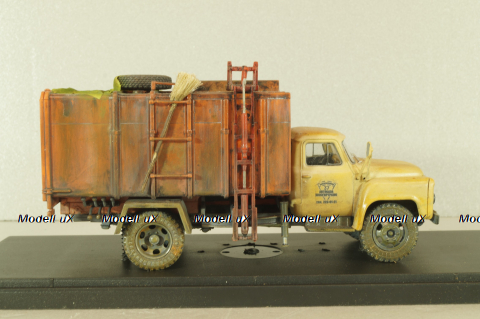 КО-413(52) мусоровоз на шасси Газ-52, со следами эксплуатации, Improved models 1:43