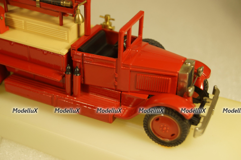 Зис-11 Автодоровец, Ломо 1:43