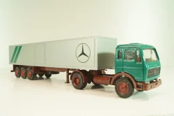Mercedes-Benz 1632 S tractor with semi trailer "Mercedes" green/silver,  556, NZG 1:50