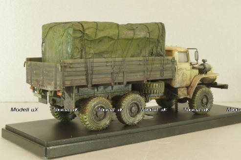 Урал-4320 грузовой автомобиль со следами эксплуатации, Model43 1:43