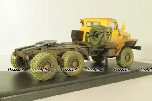 Урал-44202 тягач, со следами эксплуатации, Model43 1:43
