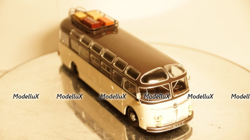 ISOBLOC 648 DP №17, Hachette 1:43