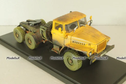 Урал-44202 тягач, со следами эксплуатации, Model43 1:43