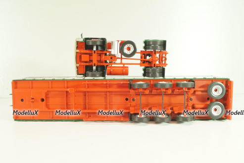 Volvo FH12 truck with semi-trailer "San Miguel" 1988, green Camiones y Autobuses #83, Altaya 1:43