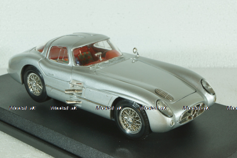Mercedes 300SLR, silver, Maisto 1:18