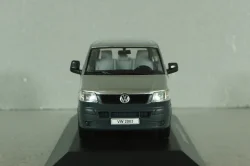 Volkswagen T5 TDI Transporter 2003, silver, Volkswagen Offizielle Modell-Sammlung, Altaya #65 1:43