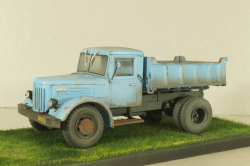 Маз-205 самосвал, со следами эксплуатации, Model43 1:43
