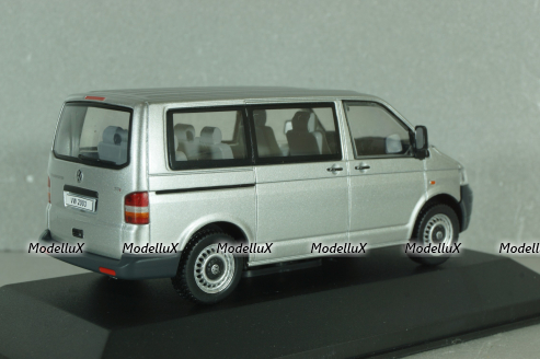 Volkswagen T5 TDI Transporter 2003, silver, Volkswagen Offizielle Modell-Sammlung, Altaya #65 1:43