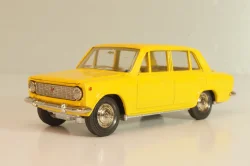 Ваз-2101 А9, желтый, июнь 1978г., Тантал/Радон 1:43