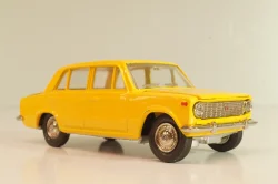 Ваз-2101 А9, желтый, июнь 1978г., Тантал/Радон 1:43