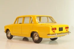 Ваз-2101 А9, желтый, июнь 1978г., Тантал/Радон 1:43