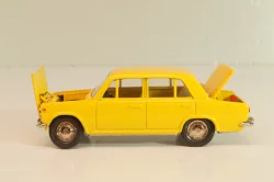 Ваз-2101 А9, желтый, июнь 1978г., Тантал/Радон 1:43