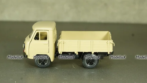 МАЗ-5432 с полуприцепом Маз-93971 серый/синий 101555 АвтоИстория 1:43