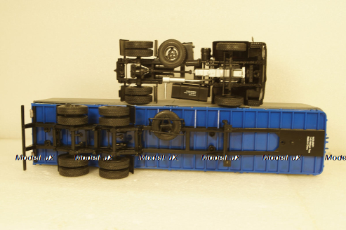 МАЗ-5432 с полуприцепом Маз-93971 серый/синий 101555 АвтоИстория 1:43