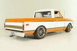 Chevrolet C-10 Custom LS Powered, red/white, L.E 450 pcs, A1807221, ACME 1:18