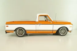 Chevrolet C-10 Custom LS Powered, red/white, L.E 450 pcs, A1807221, ACME 1:18