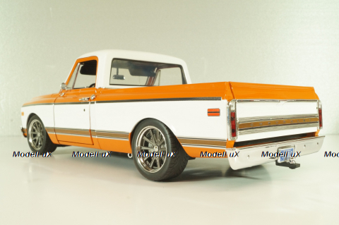 Chevrolet C-10 Custom LS Powered, red/white, L.E 450 pcs, A1807221, ACME 1:18