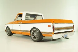 Chevrolet C-10 Custom LS Powered, red/white, L.E 450 pcs, A1807221, ACME 1:18