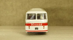 Раф-977 Латвия, з-д Двигатель 1:43  