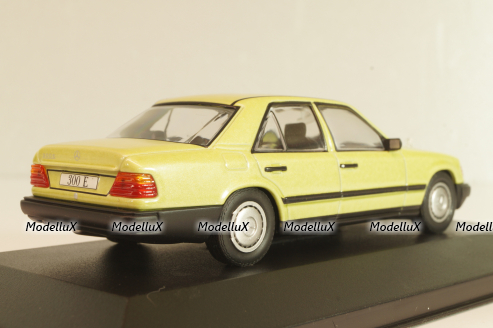 Mercedes-Benz 300 E (W124) 1984, light green, MBOMS049, Mercedes-Benz Offizielle Modell Sammlung #49, Altaya 1:43