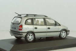 Opel Zafira 1999, silver, Minichamps 1:43
