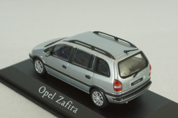 Opel Zafira 1999, silver, Minichamps 1:43