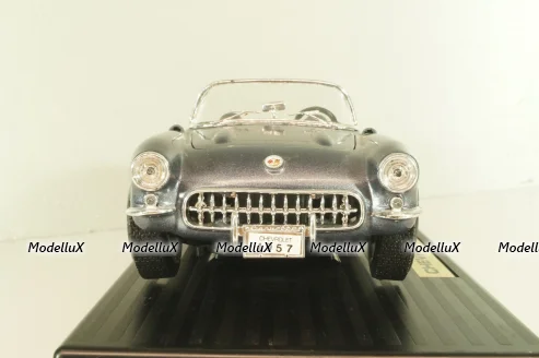 Chevrolet Corvette Convertible (C1) 1957, grey, 92018, Road Tough 1:18