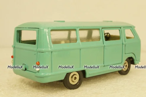 Раф-977 Латвия, мятный, з-д Двигатель 1:43  
