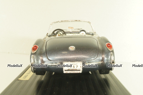 Chevrolet Corvette Convertible (C1) 1957, grey, 92018, Road Tough 1:18