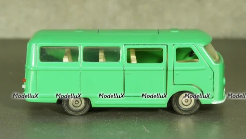 Раф-977 Латвия, мятный, з-д Двигатель 1:43  