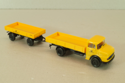 Mercedes LP911 with trailer Deutsche Bundespost, yellow, Brekina 1:87