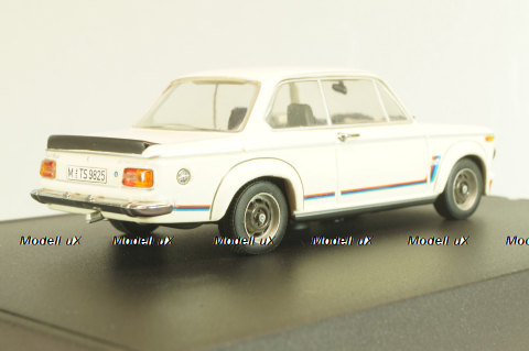 BMW 2002 turbo (E20) 1973, beige, 80429418124, Minichamps 1:43