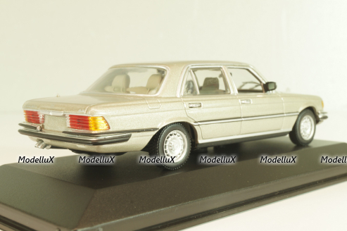 Mercedes-Benz 450 SEL 6.9 (W116) 1972, smoke silver, 430039201, Minichamps 1:43